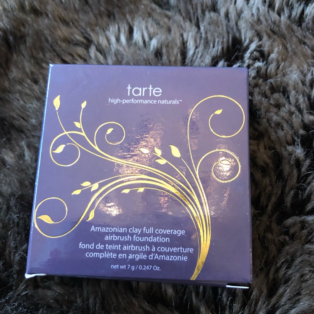 Tarte Fair to Light Neutral Airbrush Foundation